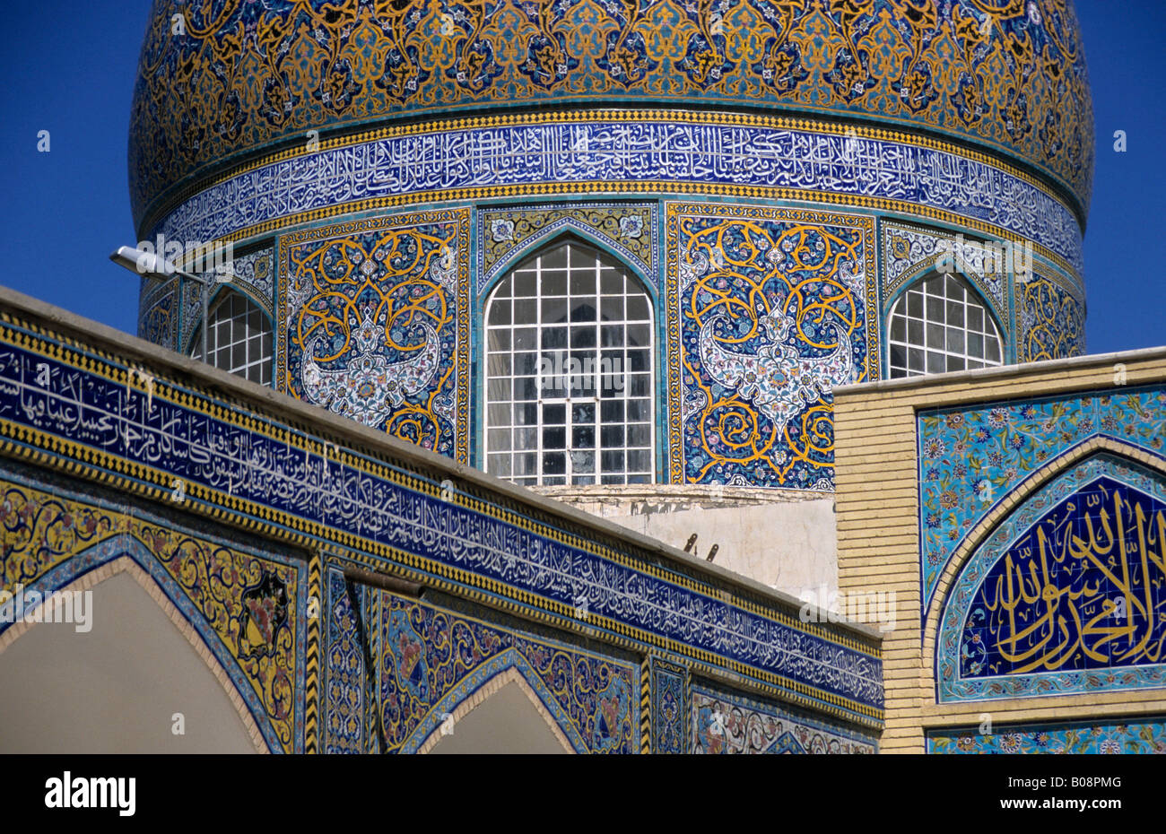 Lato cupola della moschea Akariya (Golden Moschea) prima della sua distruzione avvenuta nel febbraio 2006, Samarra in Iraq e Medio Oriente Foto Stock