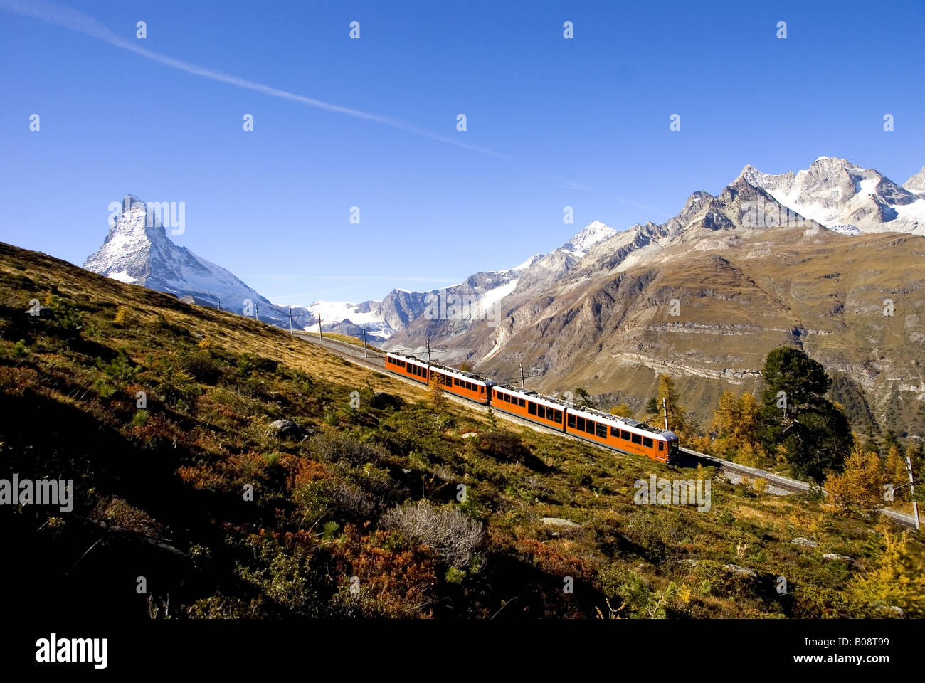 Gornergratbahn, la stazione di Gornergrat in background sul Cervino, Svizzera Foto Stock