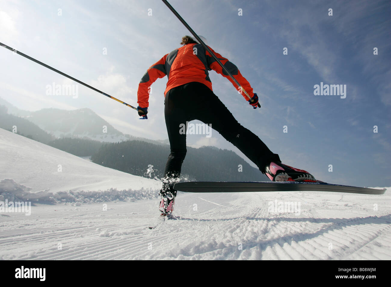 Femmina di cross-country sciatore, pattinare Foto Stock