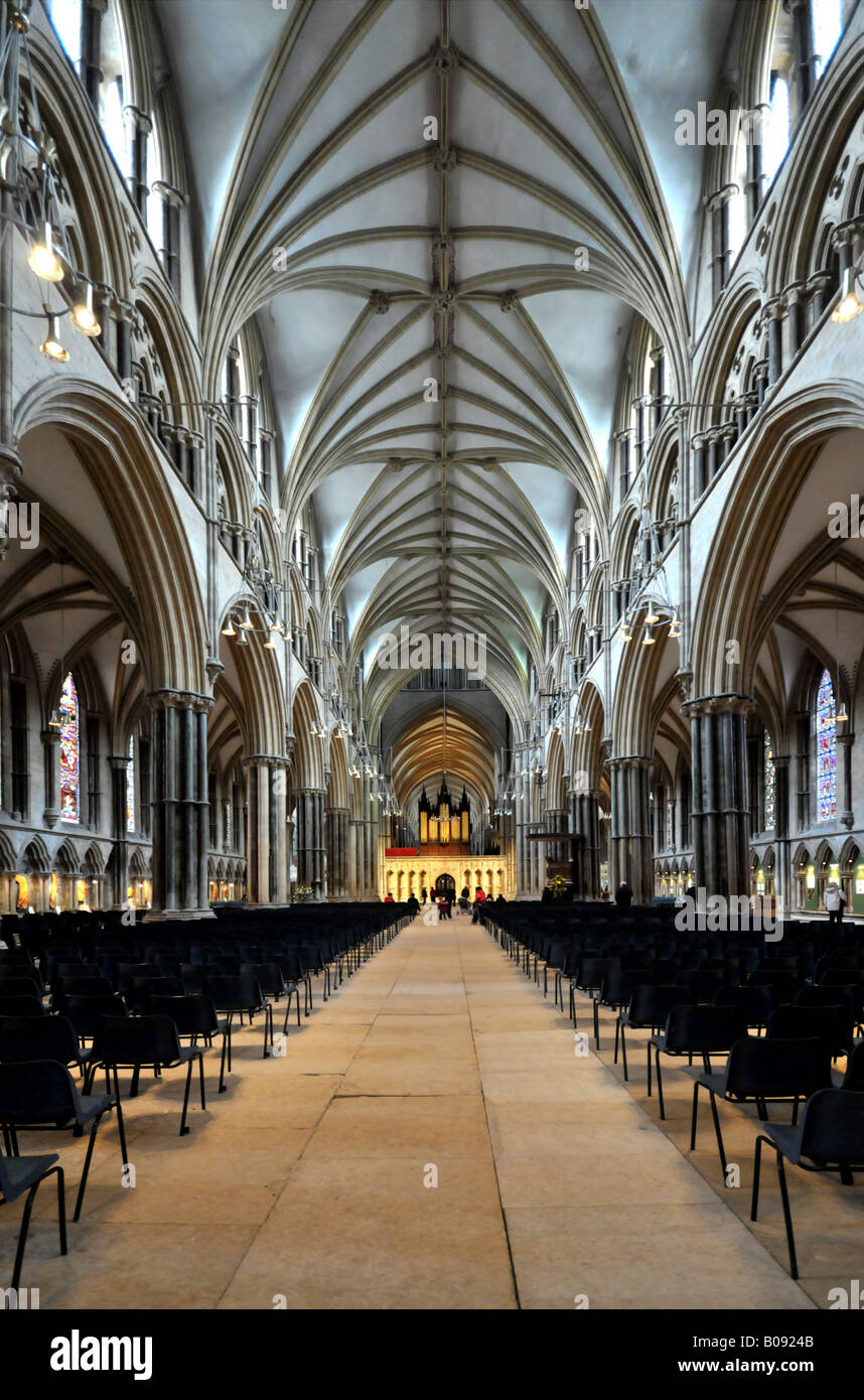 Ampio angolo di visione di Lincoln Cathedral interior Lincolnshire Inghilterra Foto Stock