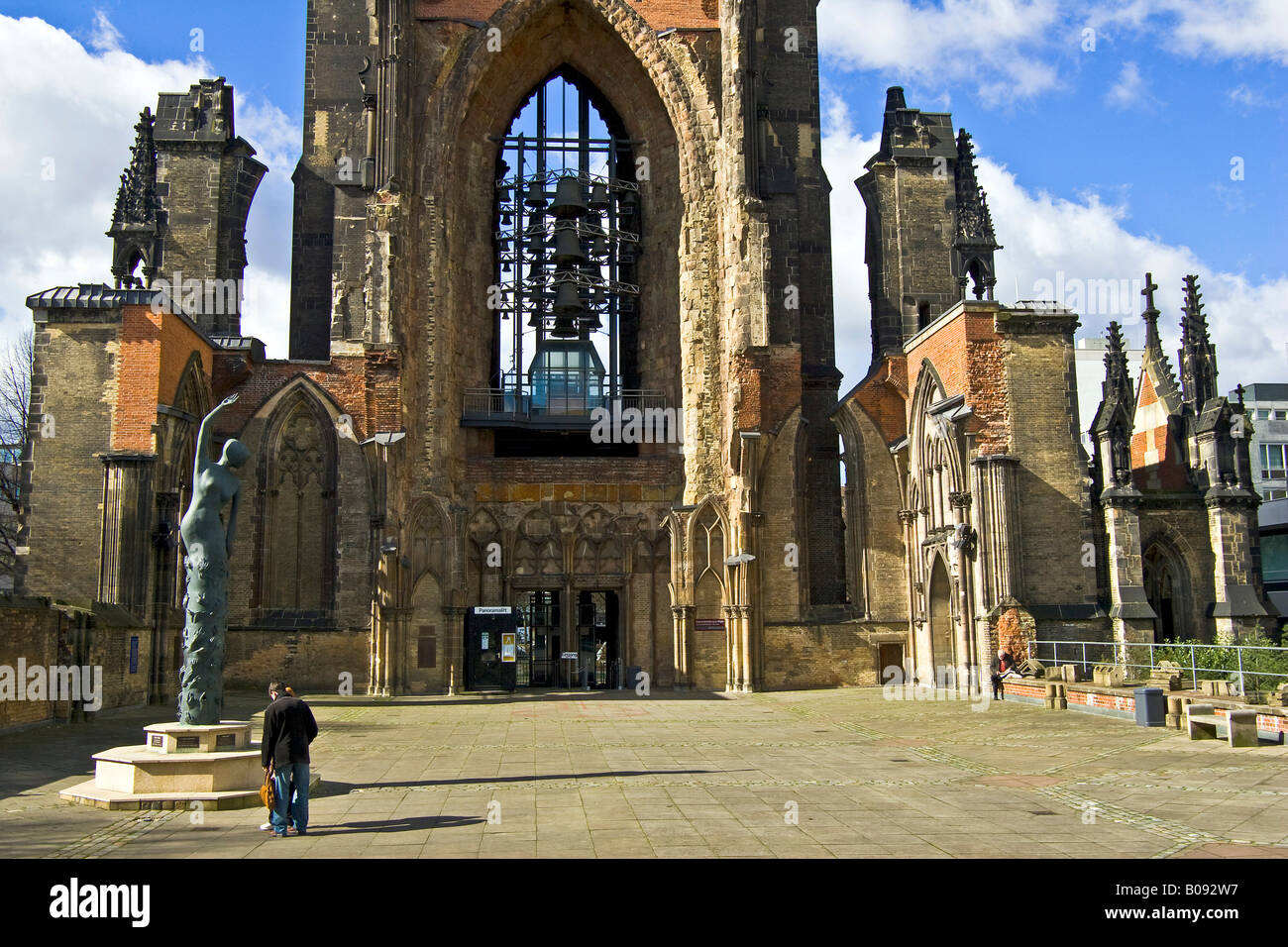 San Nikolai rovine della chiesa e Memoriale di guerra, Willy-Brandt-Strasse, Amburgo, Germania Foto Stock