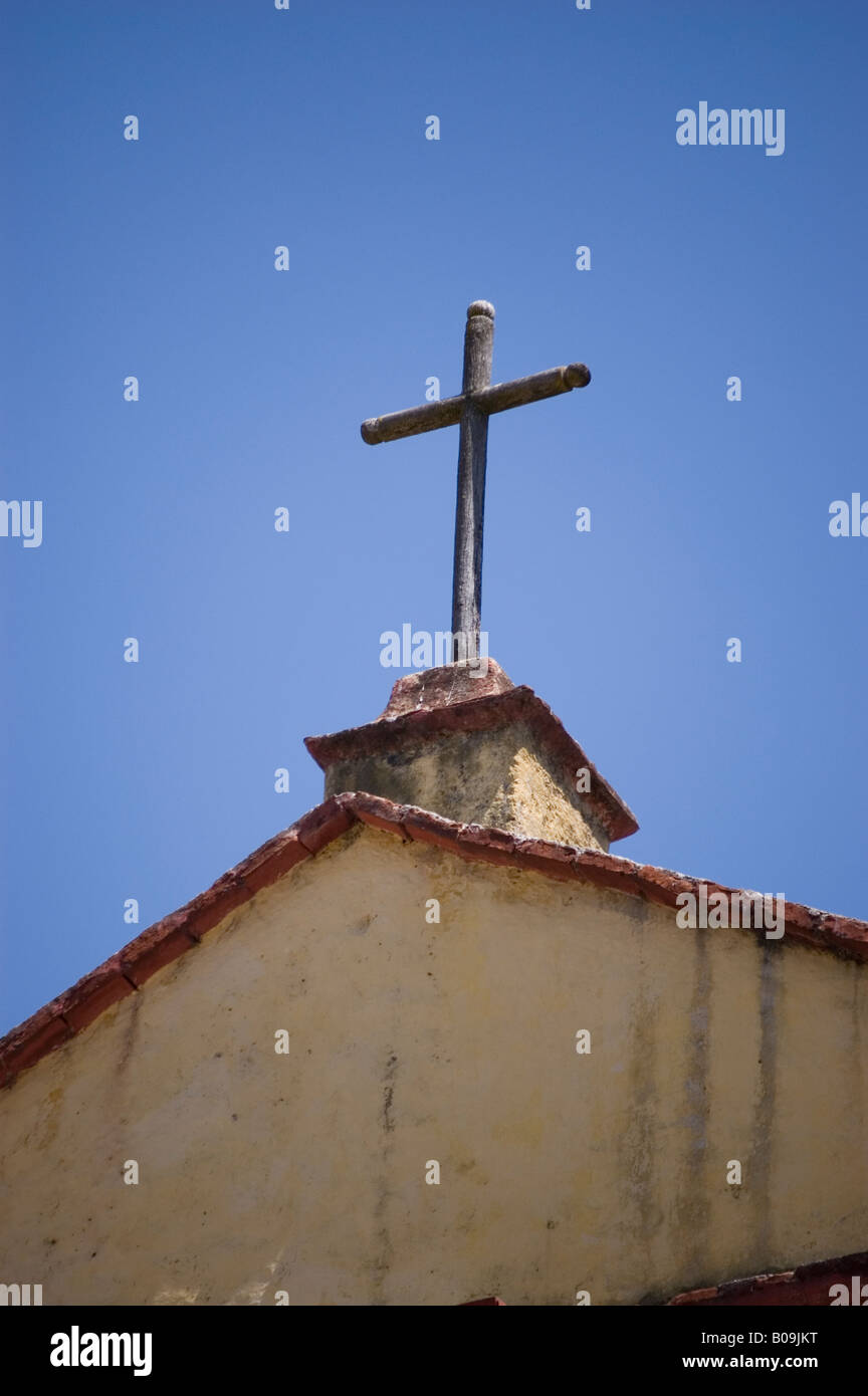 Dettaglio a croce su una chiesa in Messico Foto Stock