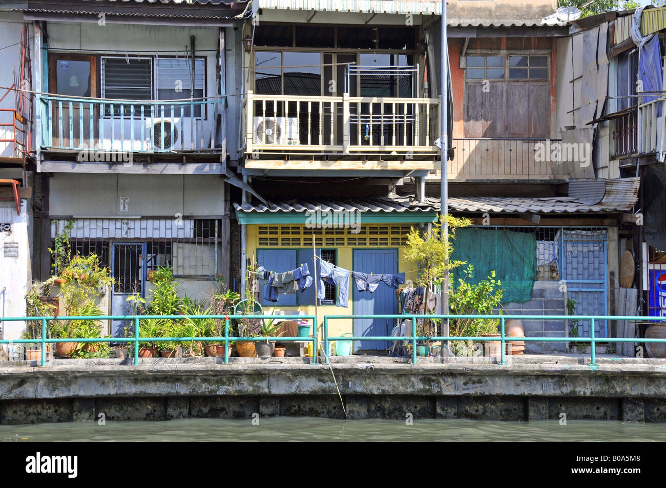 Misera e stretti alloggiamenti, Thailandia, Bangkok Foto Stock