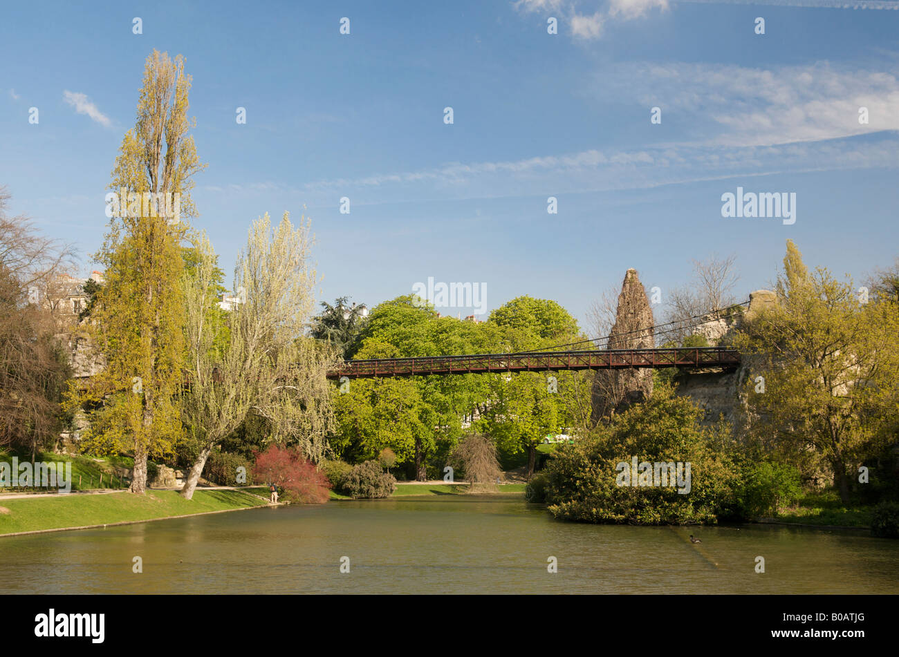 Parc des Buttes Chaumont un parco pubblico a Parigi, Francia. Foto Stock