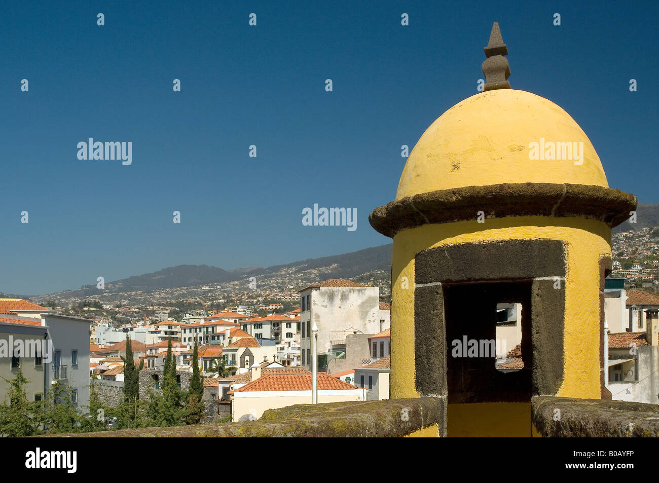 Primo piano di Fortaleza de Sao Tiago forte e blu Sky Funchal Madeira Portogallo UE Europa Foto Stock