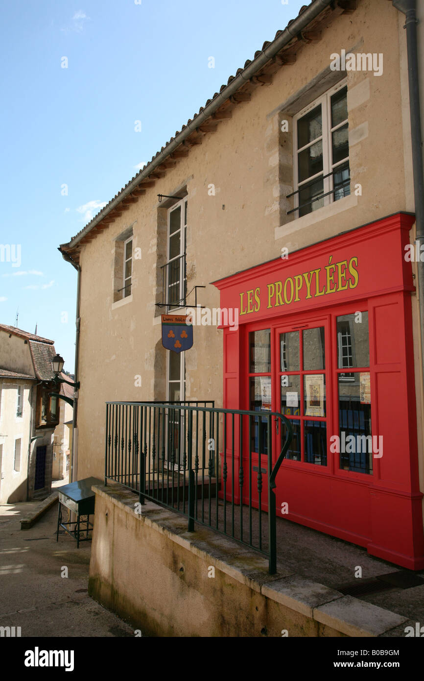 Montmorillon, Limousin regione della Francia. La città è conosciuta come la città dei libri o la città di scrittura. Foto Stock