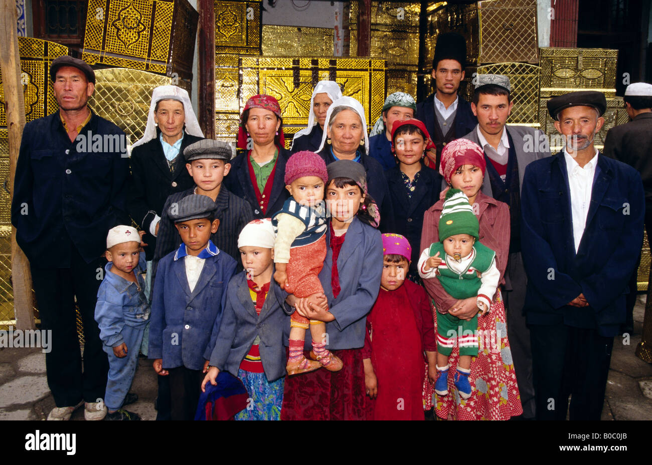 Uiguri in un mercato di Kashgar Foto Stock