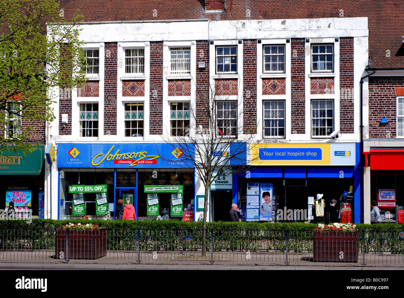 Negozi in Stratford Road, Shirley, West Midlands, England, Regno Unito Foto Stock