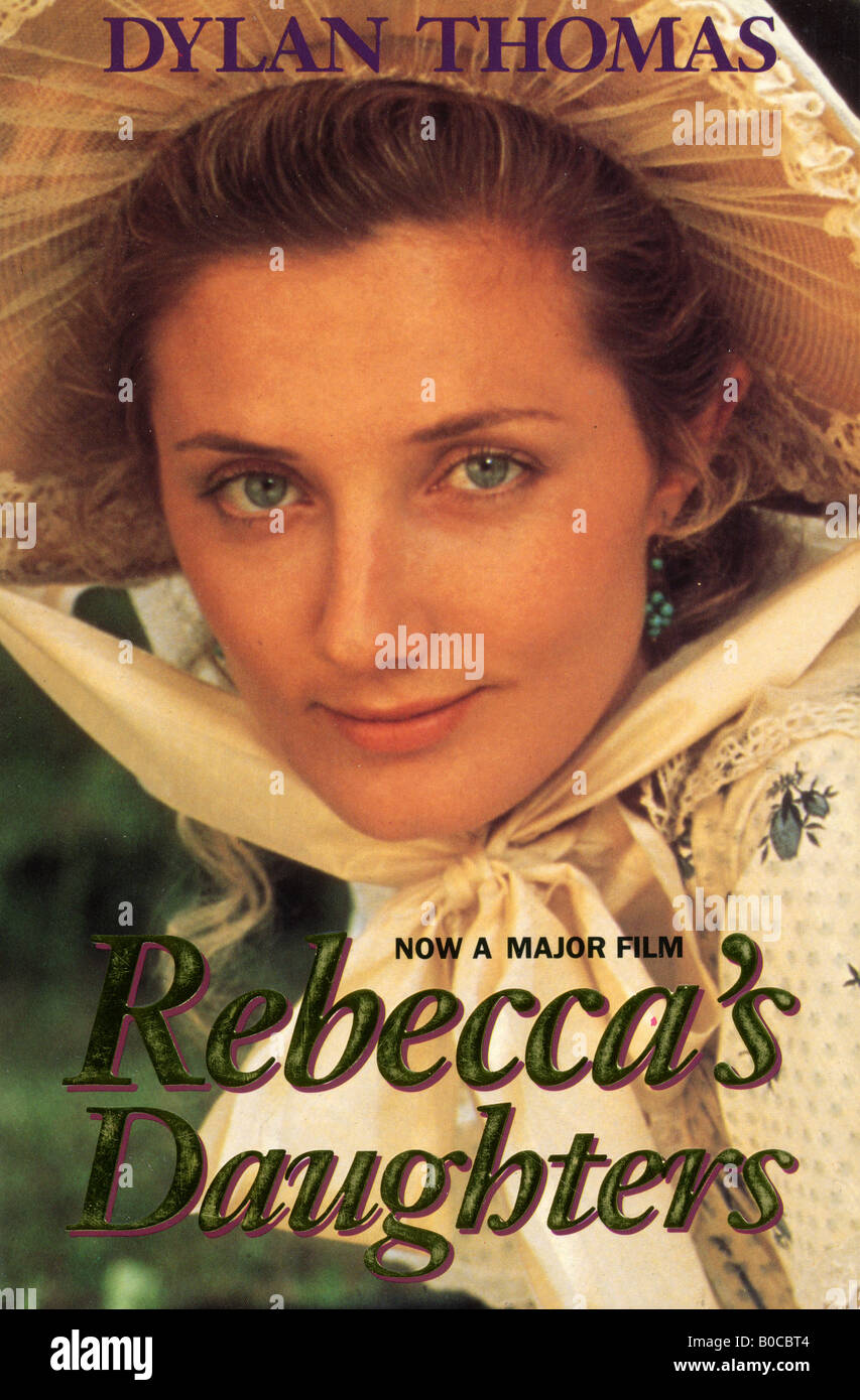 Libro in brossura di Rebecca le figlie di una schermata Scenario da Dylan Thomas pubblicato 1992 da Grafton per solo uso editoriale Foto Stock