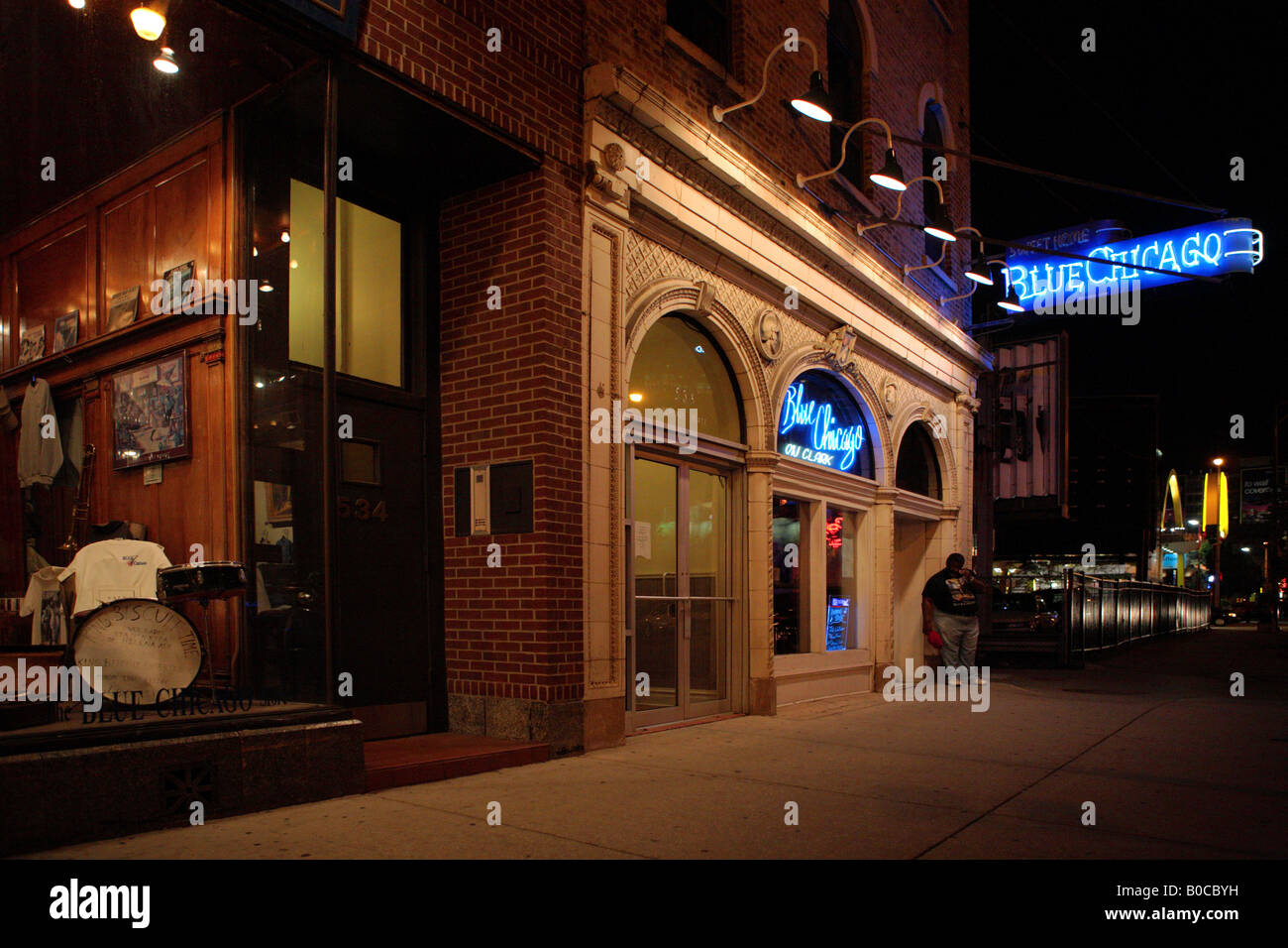 Il famoso BLUE CHICAGO BLUES CLUB SU Clark Street nel centro di Chicago, Illinois, Stati Uniti d'America Foto Stock