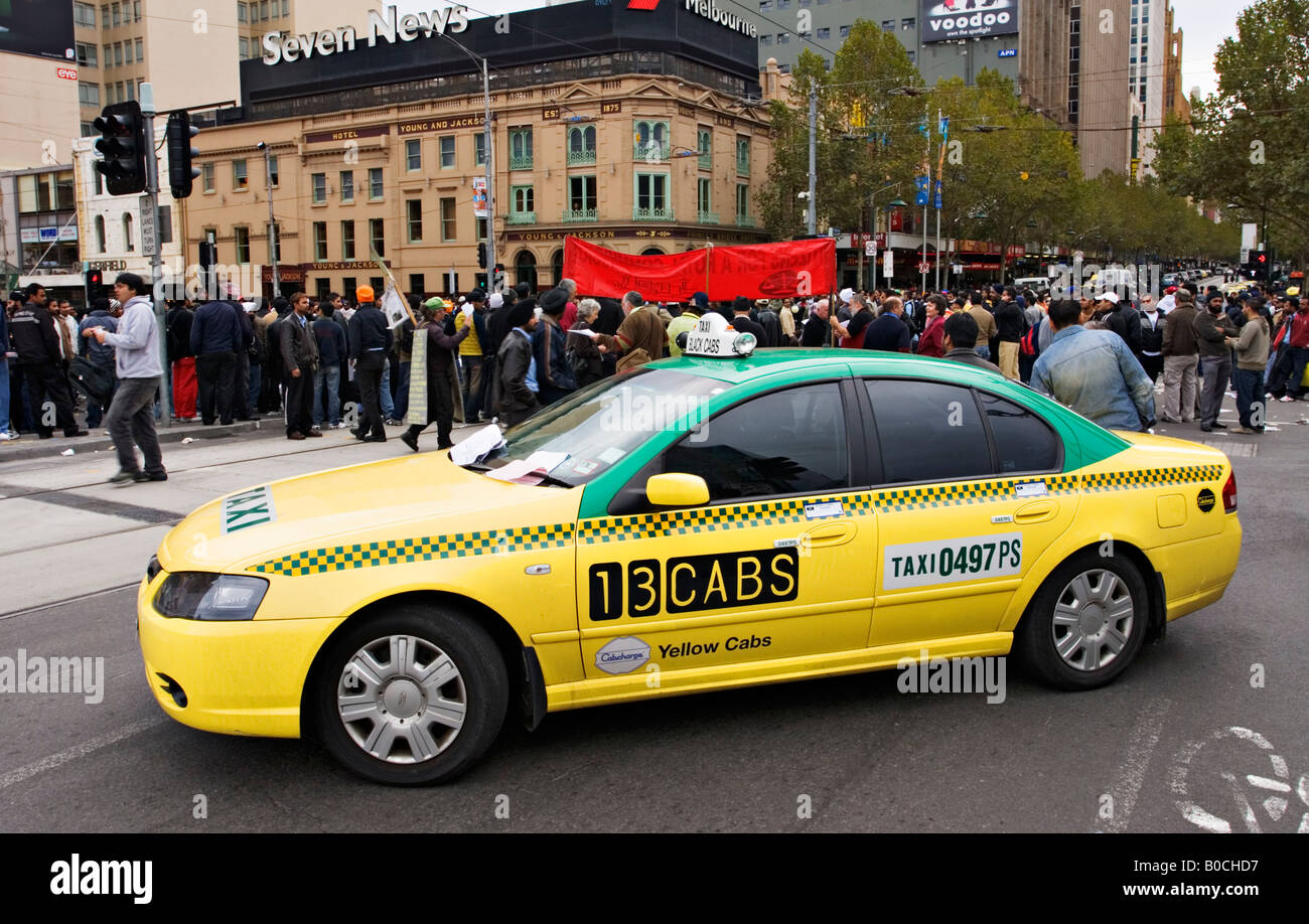 Professioni / Melbourne i tassisti protestano contro pericolose condizioni di lavoro 30/ 04/08. Foto Stock