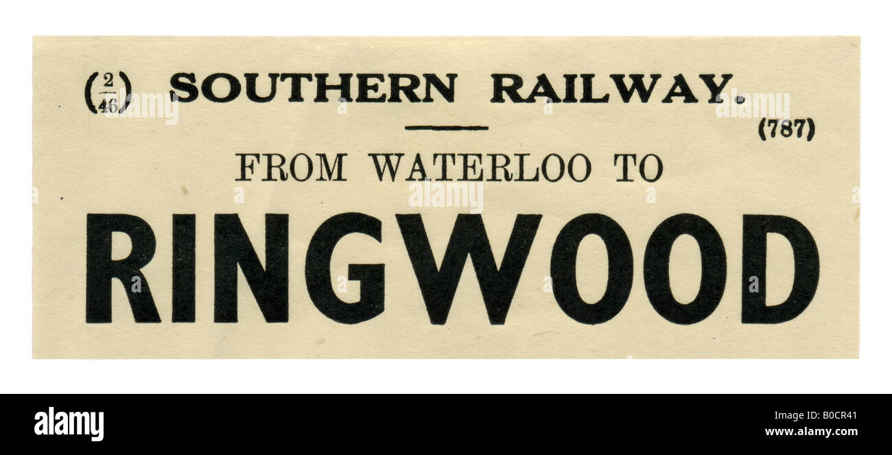 Ringwood Hampshire alla Stazione Meridionale di etichetta bagaglio Febbraio 1946 Foto Stock