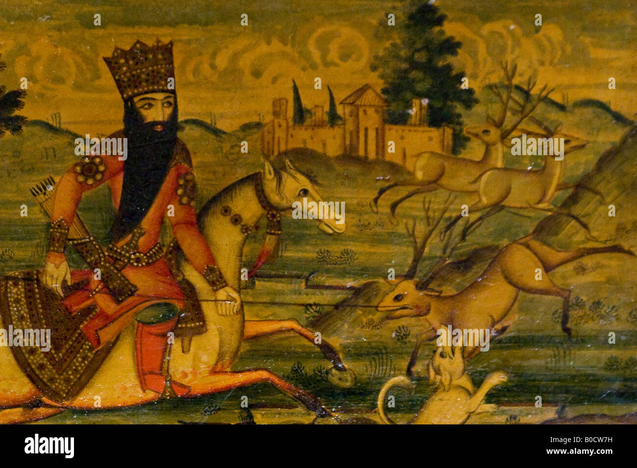 Dettagli su un dipinto di Persiano antico scatola di legno in George Daboub negozio di antiquariato nella città vecchia a Damascas Siria Foto Stock