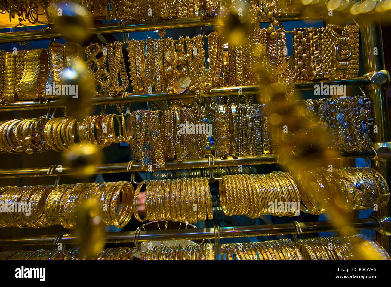 Gioielli in oro negozio nel Souk Hamidiyya nella città vecchia a Damasco in Siria Foto Stock