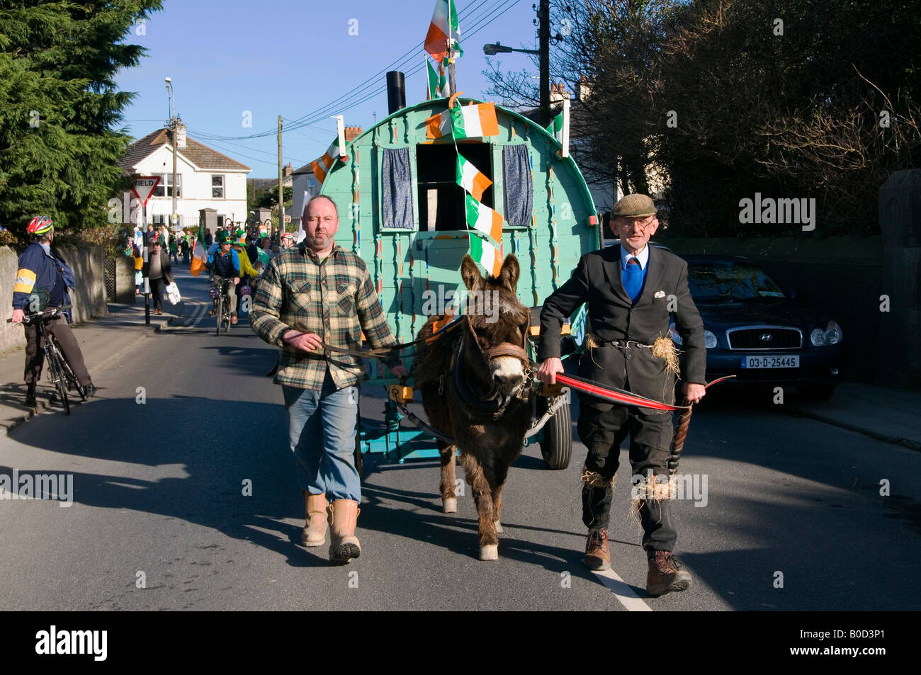 Una scena da San Patrizio parata nel villaggio di Skerries regione settentrionale della contea di Dublino in Irlanda nel 2008 Foto Stock
