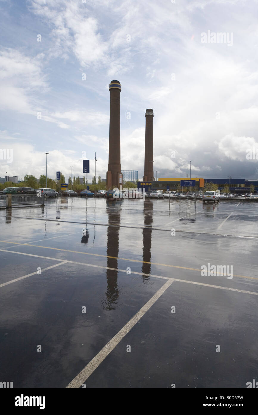 Rainy parcheggio IKEA Croydon Regno Unito Foto Stock