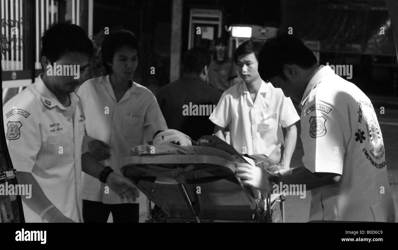 Primo aiuto gestito dalla bodysnatchers, Bangkok Foto Stock