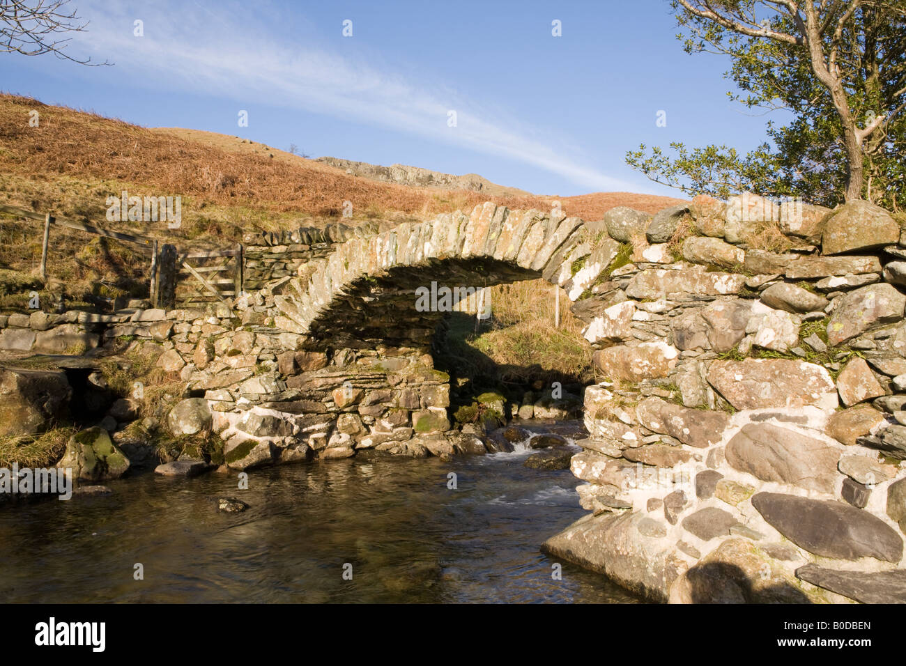 Alta Svezia ponte su Scandale Beck al di sopra di Ambleside, Lake District, England, Regno Unito Foto Stock