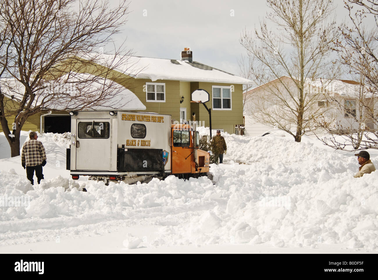 Ricerca e salvataggio ATV Sno-Cat lavora dopo la bufera di neve in Sud Dakota Foto Stock