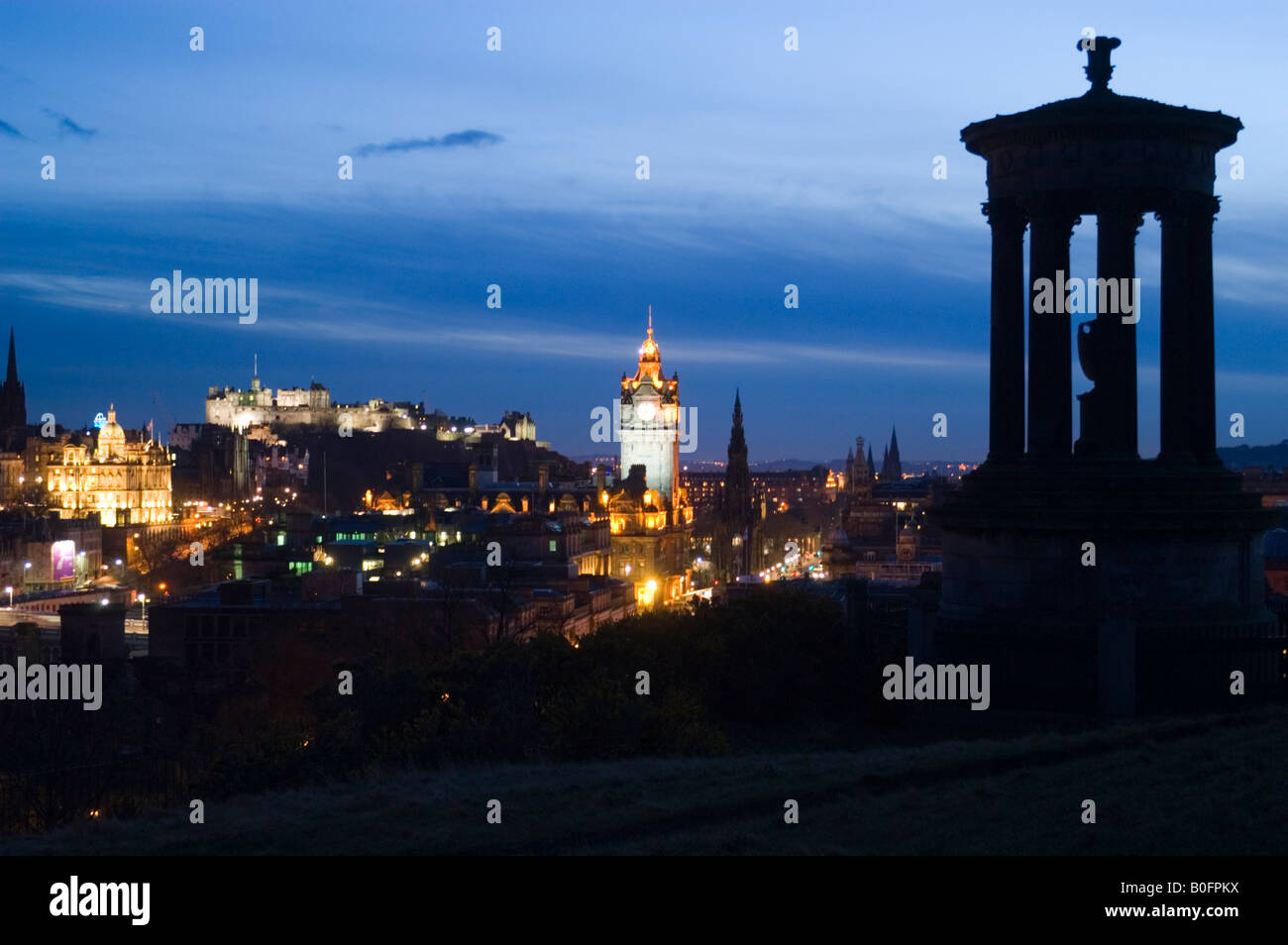 Sera Edimburgo la capitale della Scozia Foto Stock