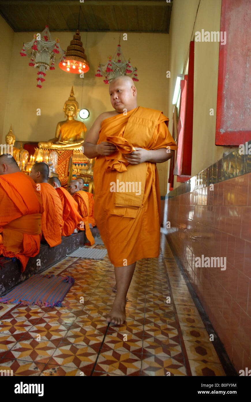 Nuovo monaco in veste ordinato, bangkok, Thailandia(piti ouppasombot premiazione) Foto Stock