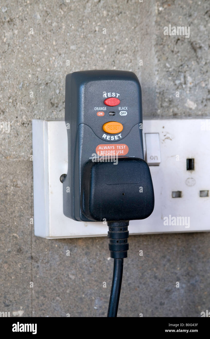 Plug in RCD (dispositivo di corrente residua) per uso portatile con apparecchi di alimentazione di rete Foto Stock