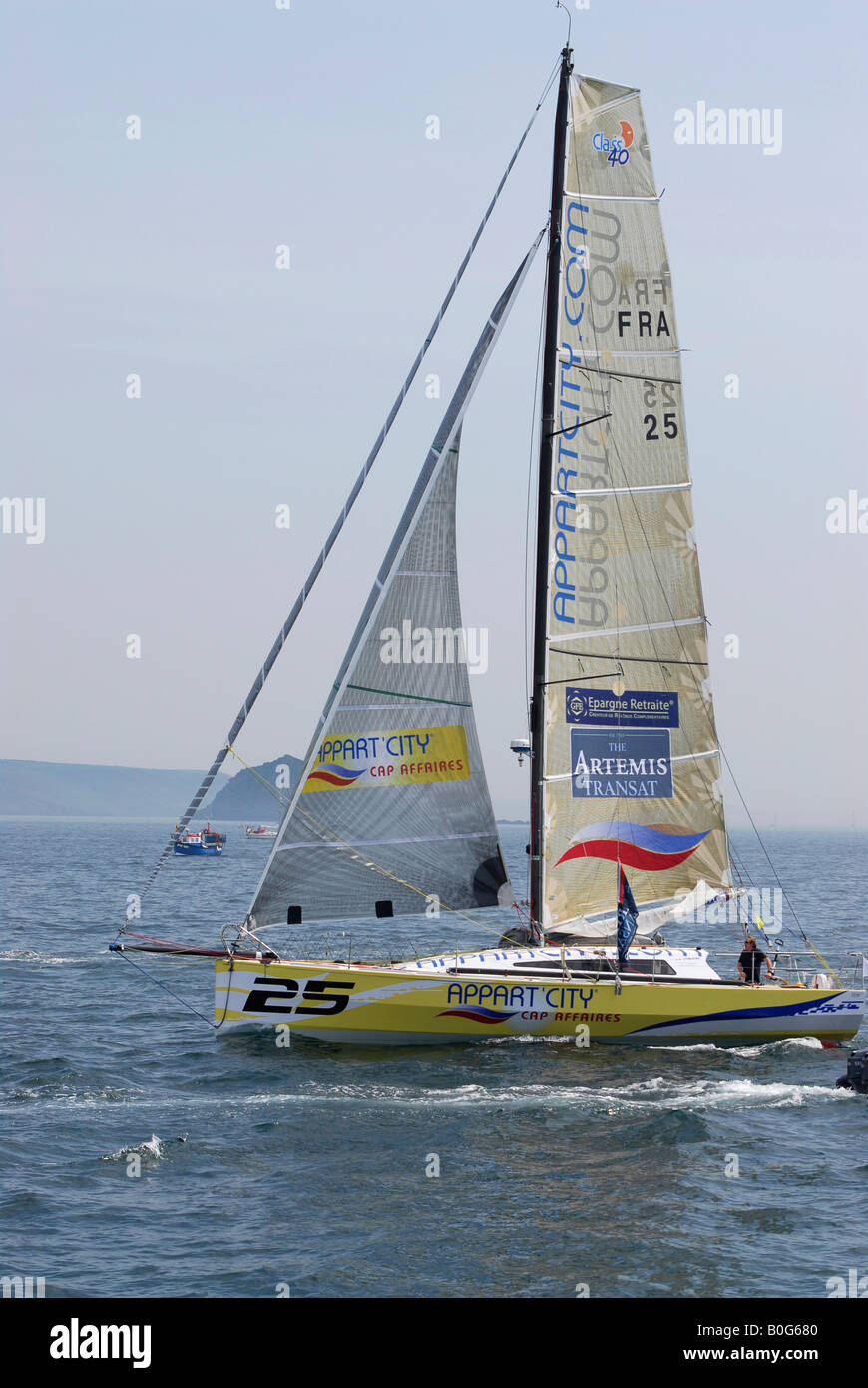 Classe 40 racing yacht Appart' Città skipper da Yvan Noblet all'inizio del 2008 Transat gara transatlantica Foto Stock