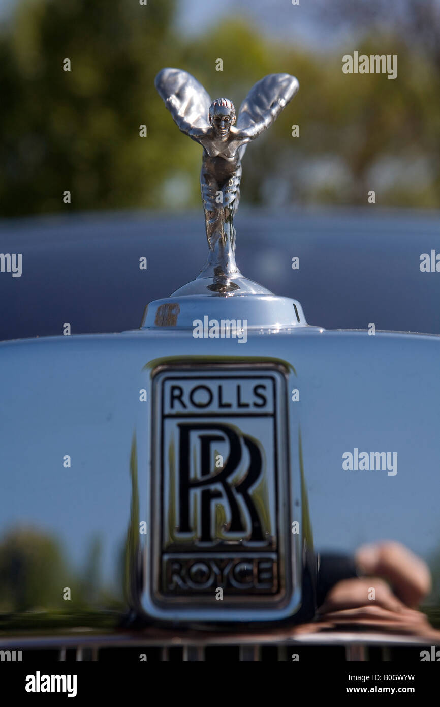 La figura mostra lo spirito di estasi su una Rolls Royce Foto Stock