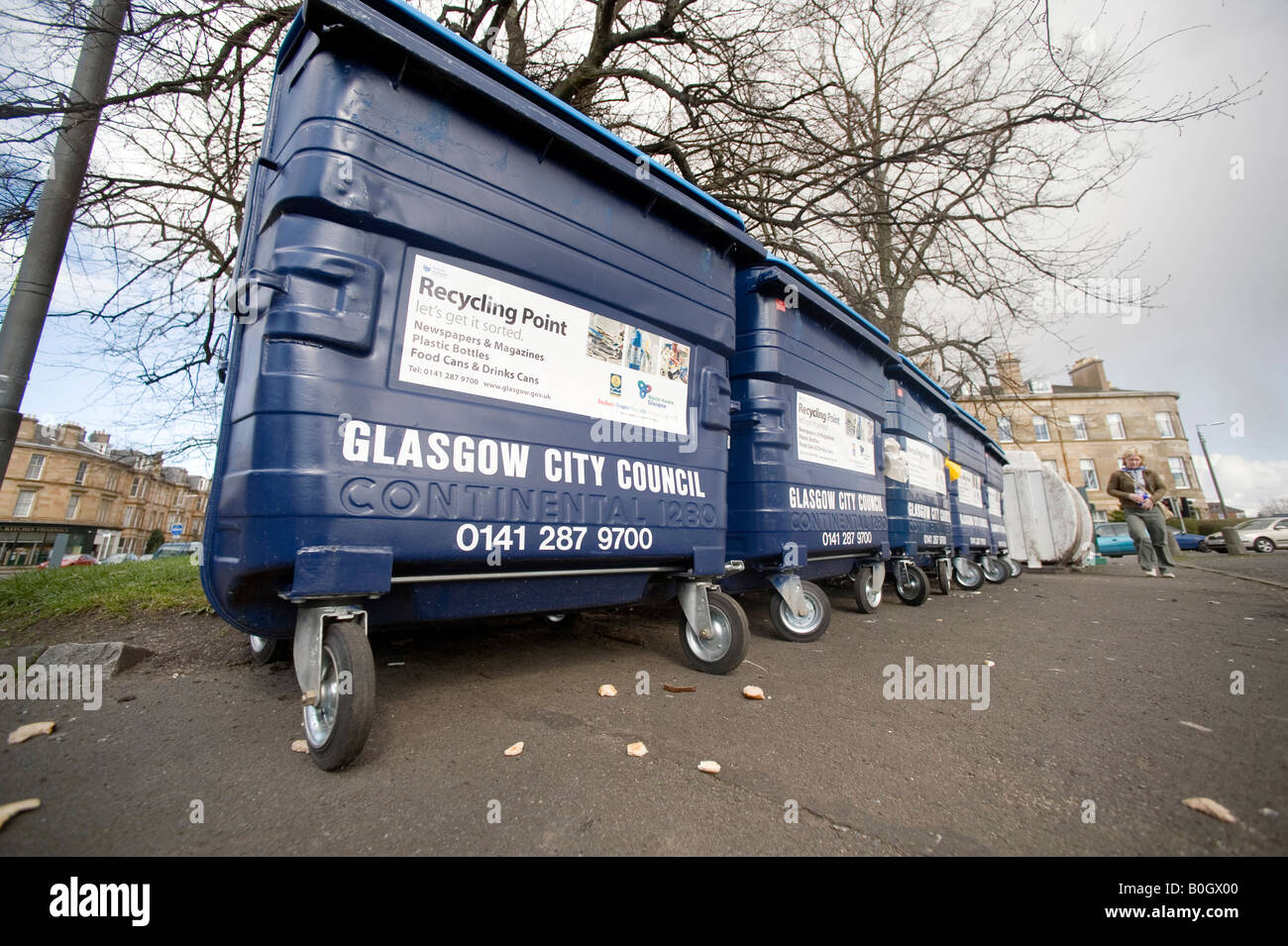 Glasgow City Council punto di riciclaggio in Pllockshield sono della città. Foto Stock