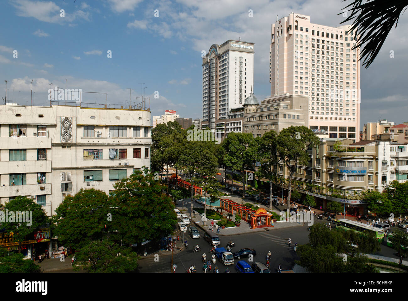 Nguyen Hue Avenue, il centro cittadino di Ho Chi Minh City, a Saigon, Vietnam, sud-est asiatico Foto Stock