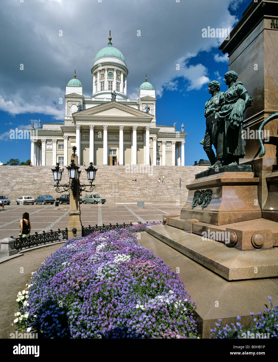La Cattedrale di Helsinki, chiesa protestante, statua commemorativa di Alessandro II., la Piazza del Senato, Helsinki, Finlandia Foto Stock