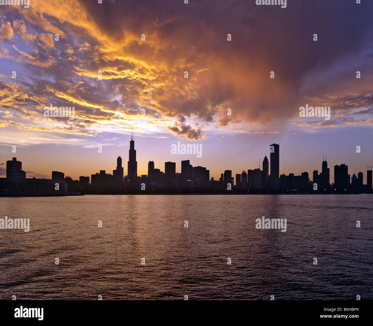 Skyline, Chicago, crepuscolo, Illinois, Stati Uniti d'America Foto Stock