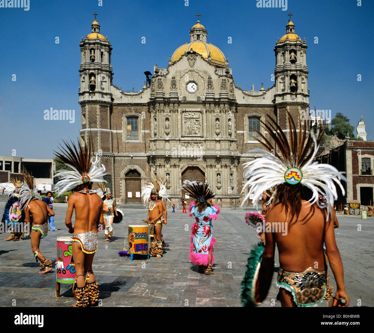 Nostra Signora di Guadalupe Basilica Cattedrale, indios, Città del Messico, Messico, America Centrale Foto Stock