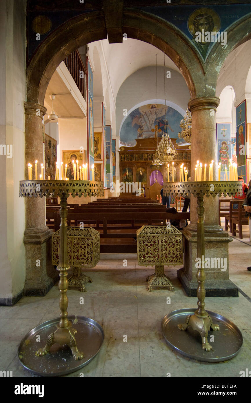 Basilica di San Giorgio interno, Madaba, Giordania, Medio Oriente Foto Stock
