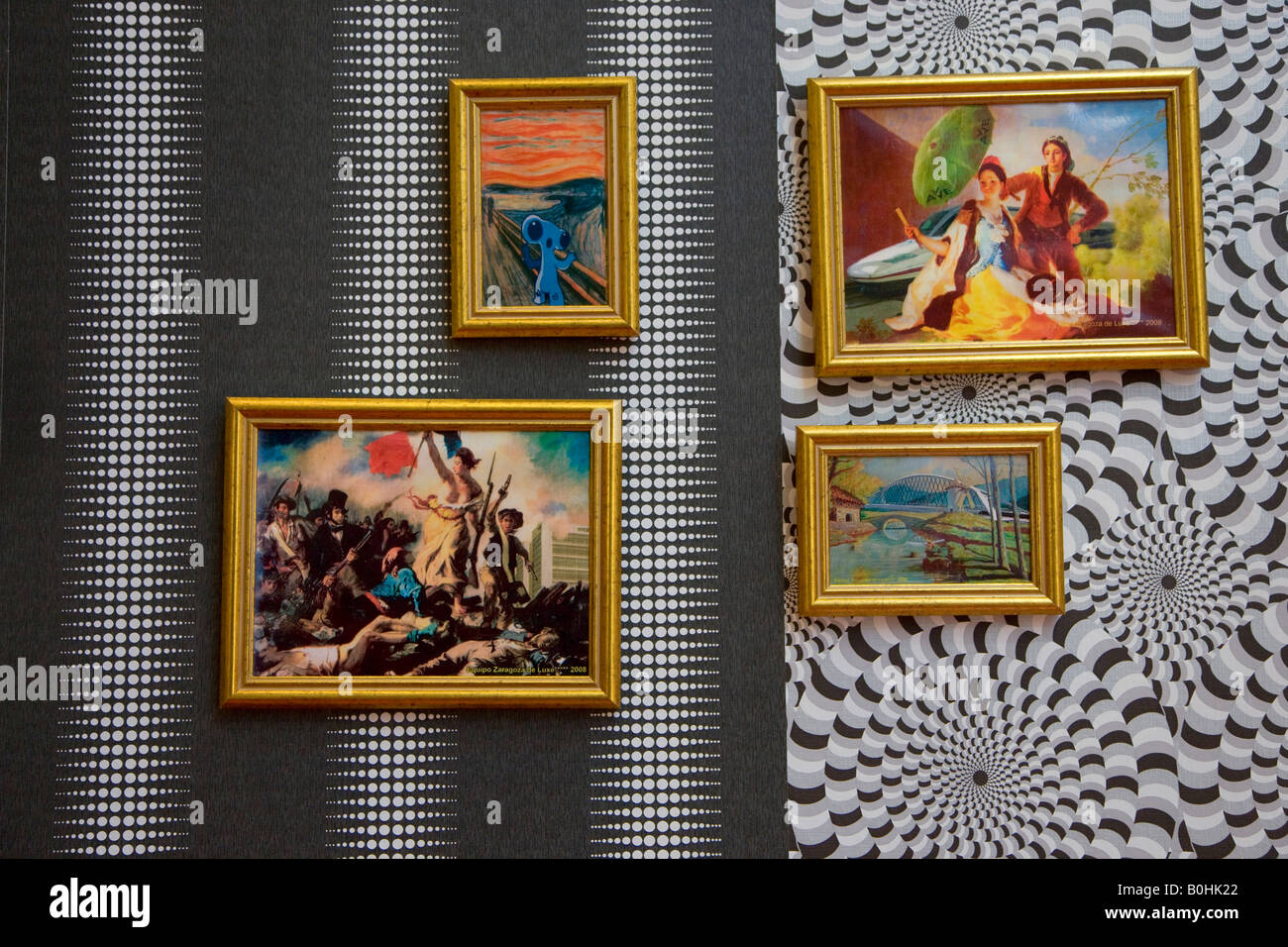 Dipinti di misto moderno e antico temi al centro de Historia de Zaragoza o storia Saragozza Centro espositivo, Zarag Foto Stock