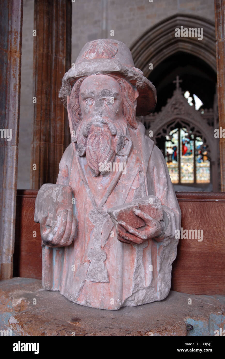 Una pietra effigie di San Giacomo di Compostella, che è il santo patrono dei pellegrini. Foto Stock