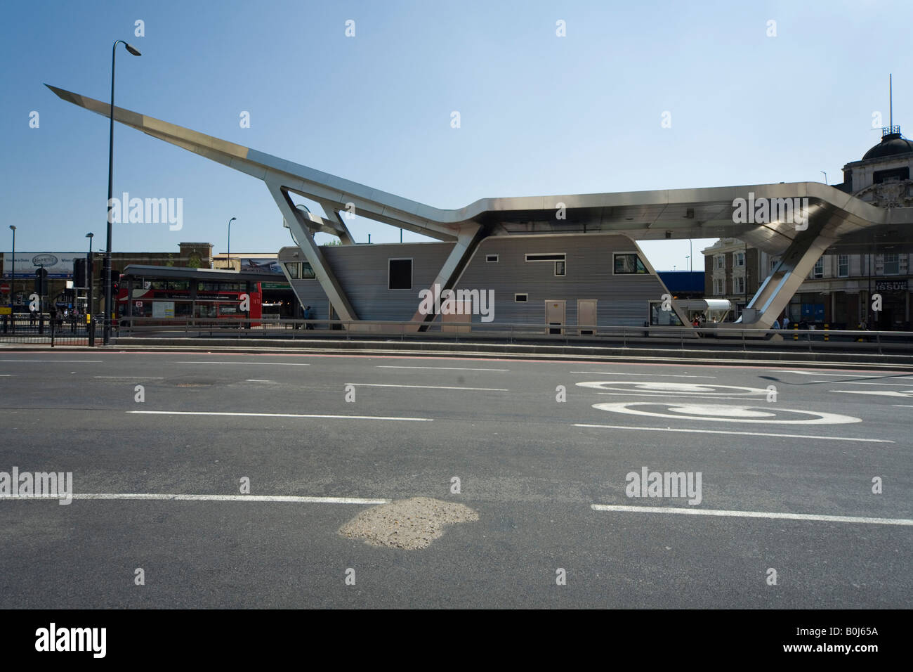 Vauxhall Cross interscambio Bus powered solar building London REGNO UNITO Foto Stock