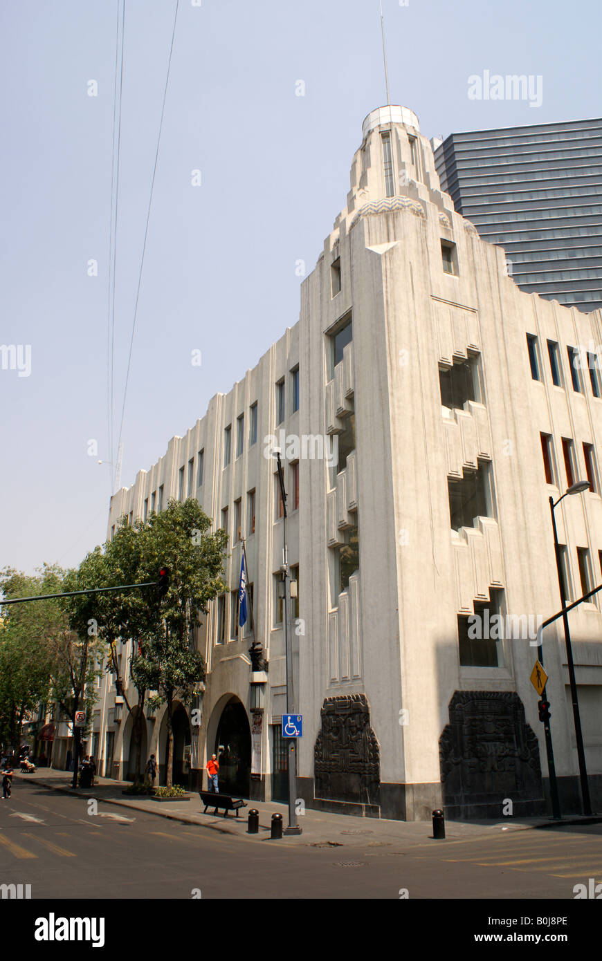 Edificio Art Deco che ospita il Museo di Arte Popolare o il Museo de Arte popolare nel centro di Città del Messico Foto Stock