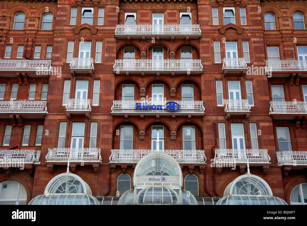 Il balcone presso l'Hotel Hilton Brighton città Sussex England Gran Bretagna UK Europa Foto Stock