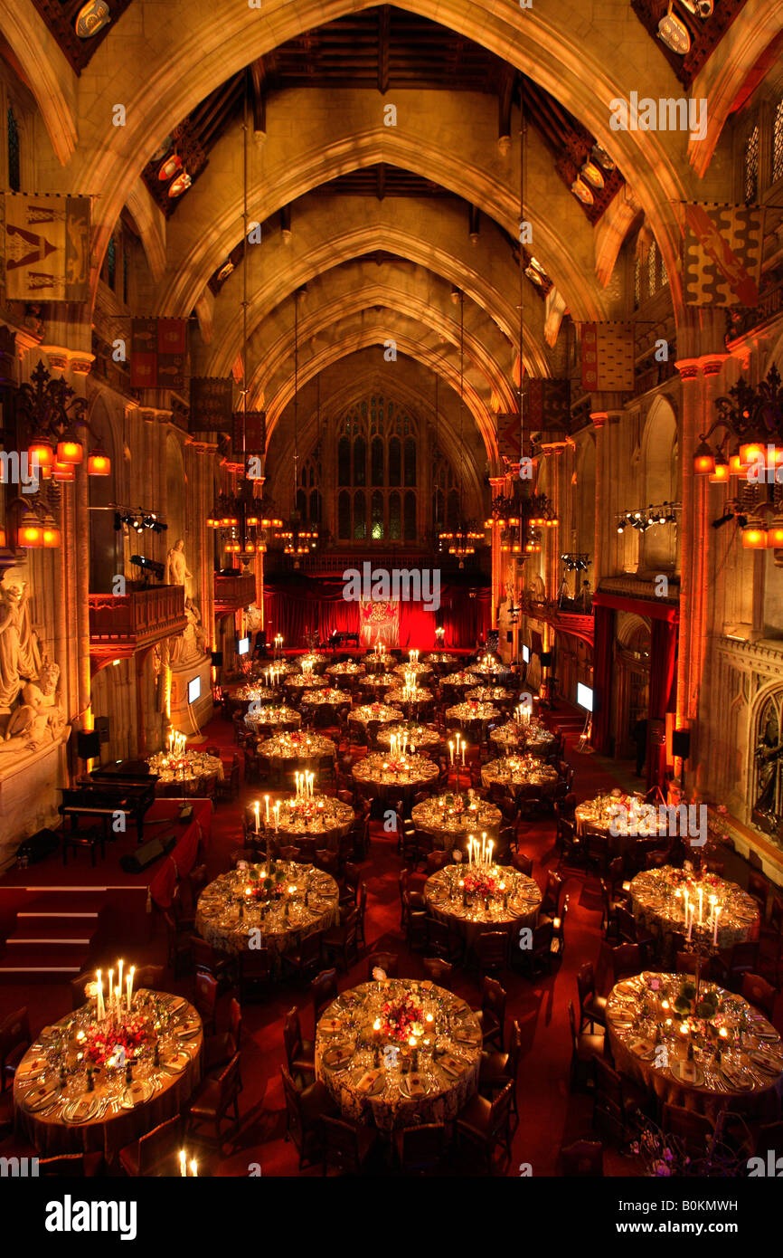 La Grande Hall in London Guildhall impostato per una funzione aziendale Foto Stock