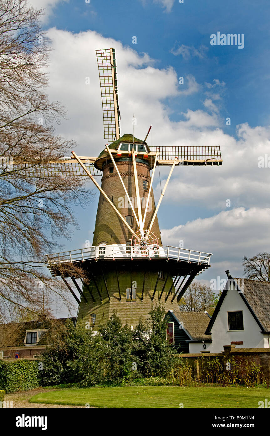 Il Vecht mulino a vento nei pressi di Utrecht Loenen Maarsen Breukelen Nigtevecht Paesi Bassi Foto Stock