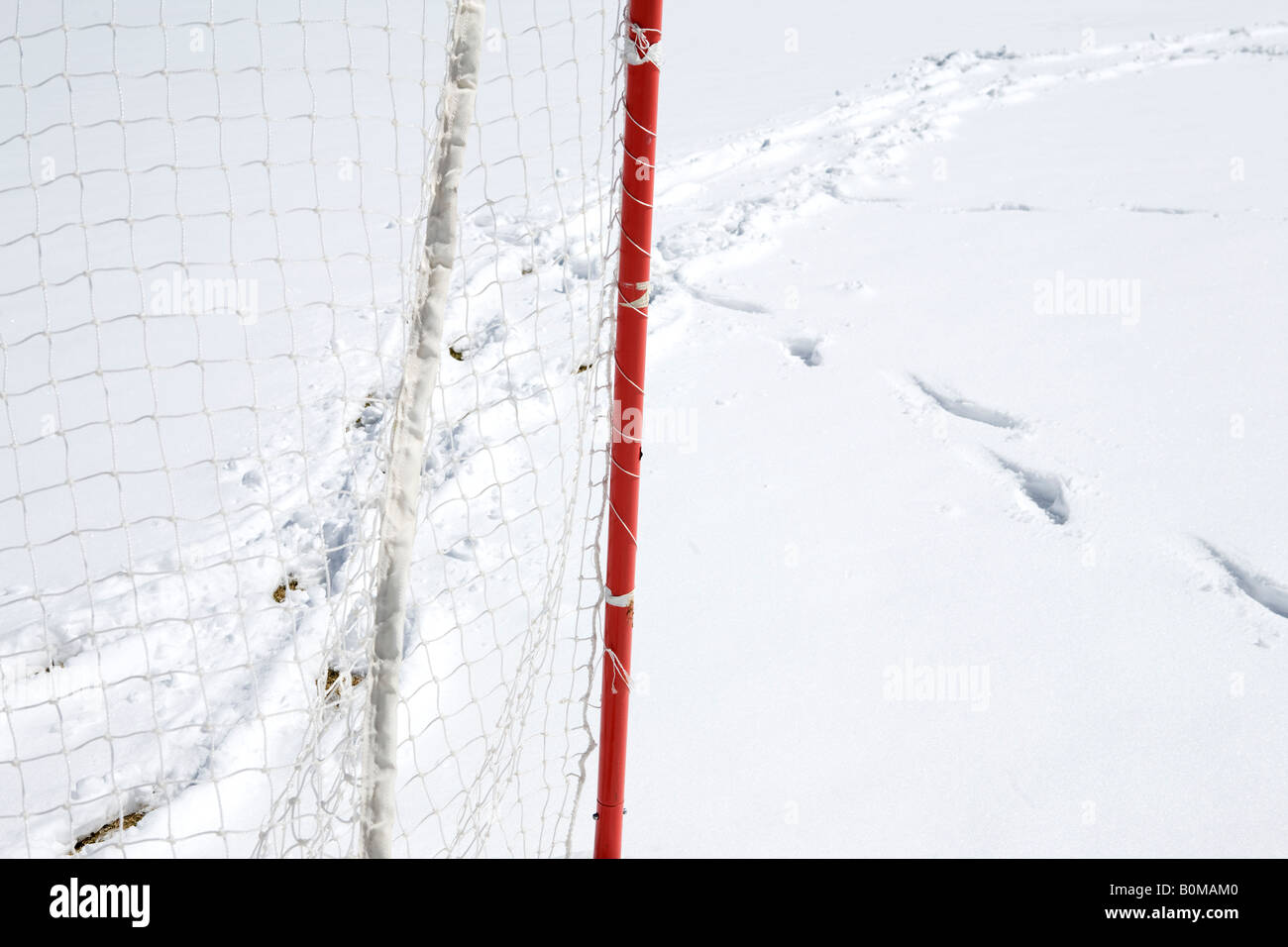 Obiettivo post net nella neve Foto Stock