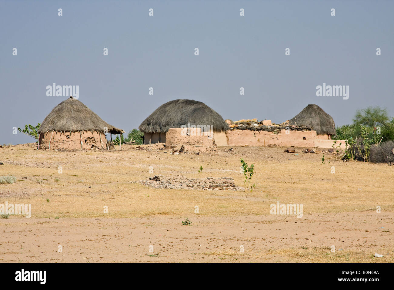 Khuri villaggio, deserto di Thar, Desert National Park, Rajasthan,l'India, Asia Foto Stock