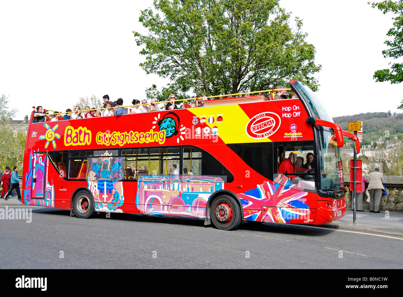 Un tradizionale tour bus nella vasca da bagno,Inghilterra Foto Stock