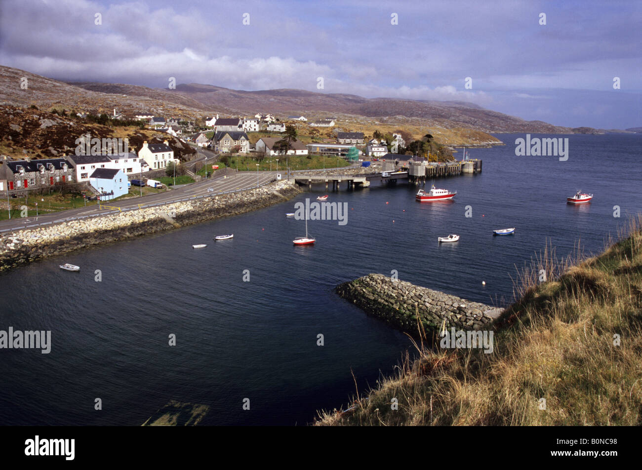 Il porto dei traghetti di Tarbert, Isle of Harris, Scozia Foto Stock