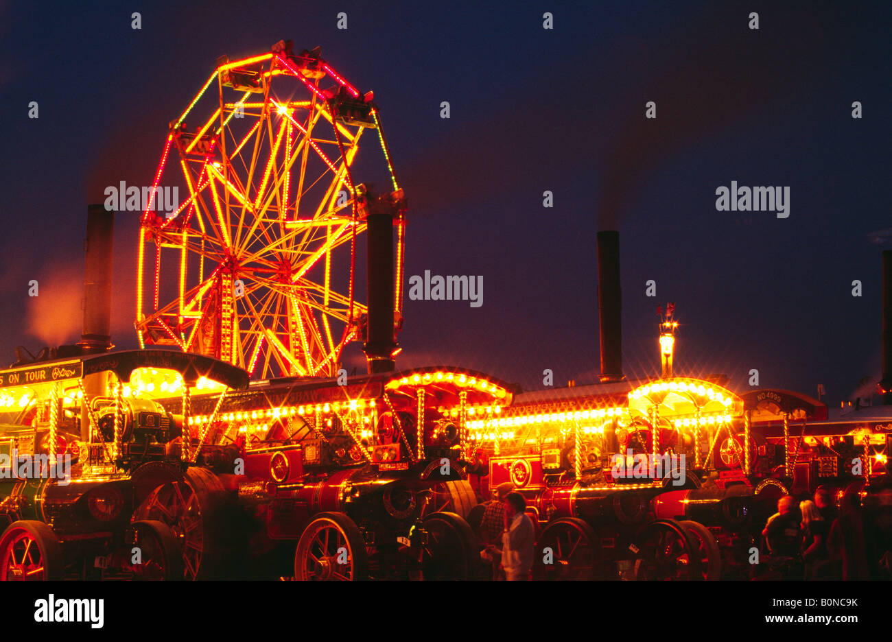 Motori Showmans alimentando il grande vapore Dorset Fair 2004 Foto Stock