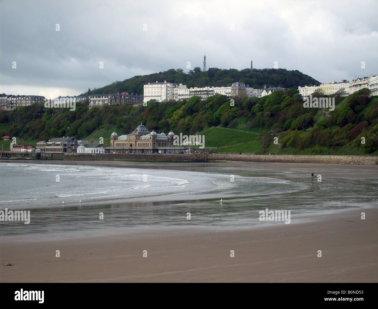 Scarborough Spa e South Bay Beach, North Yorkshire, Inghilterra. Foto Stock