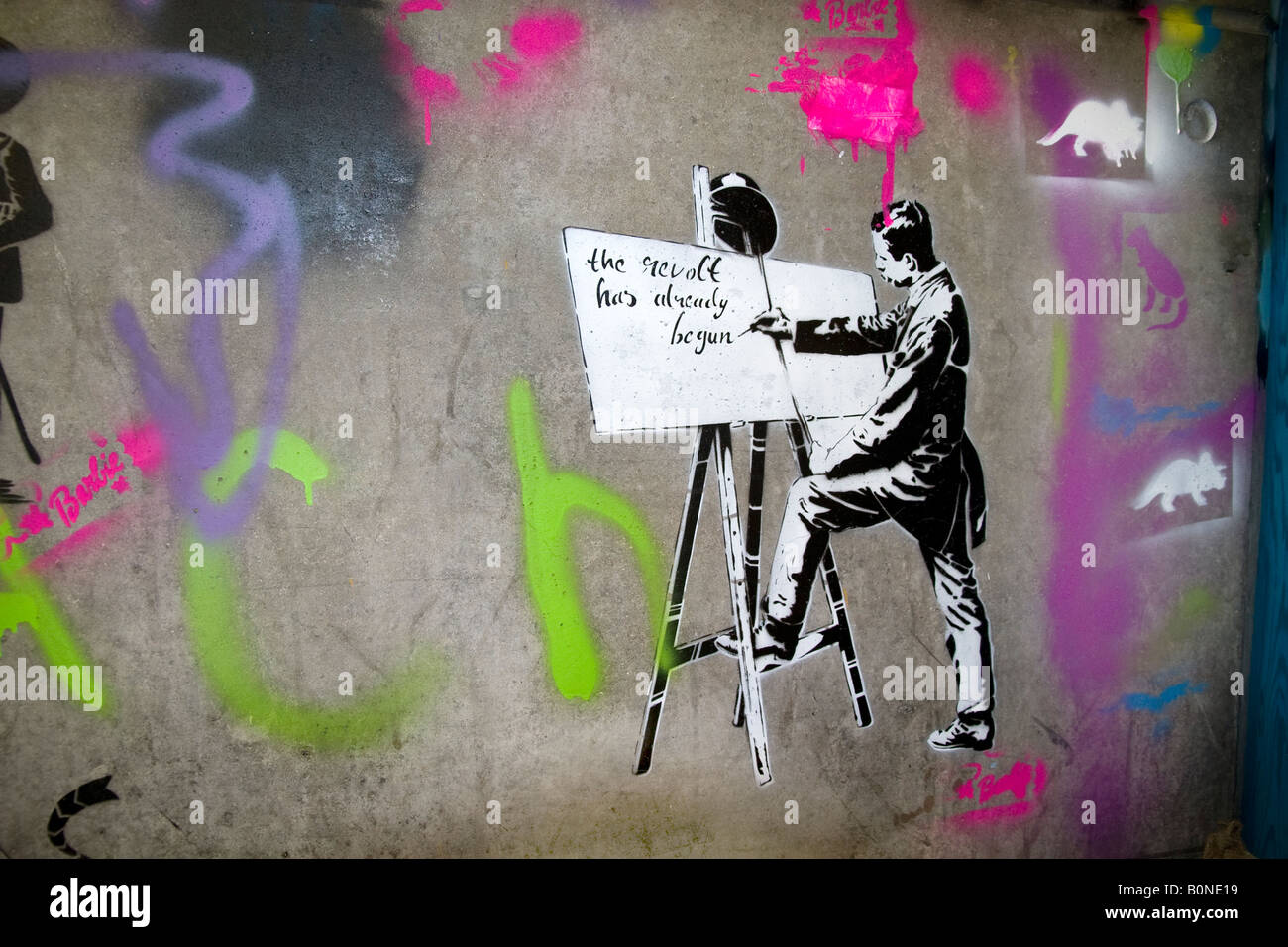 Arte stencil da Banksy del festival lattine Foto Stock