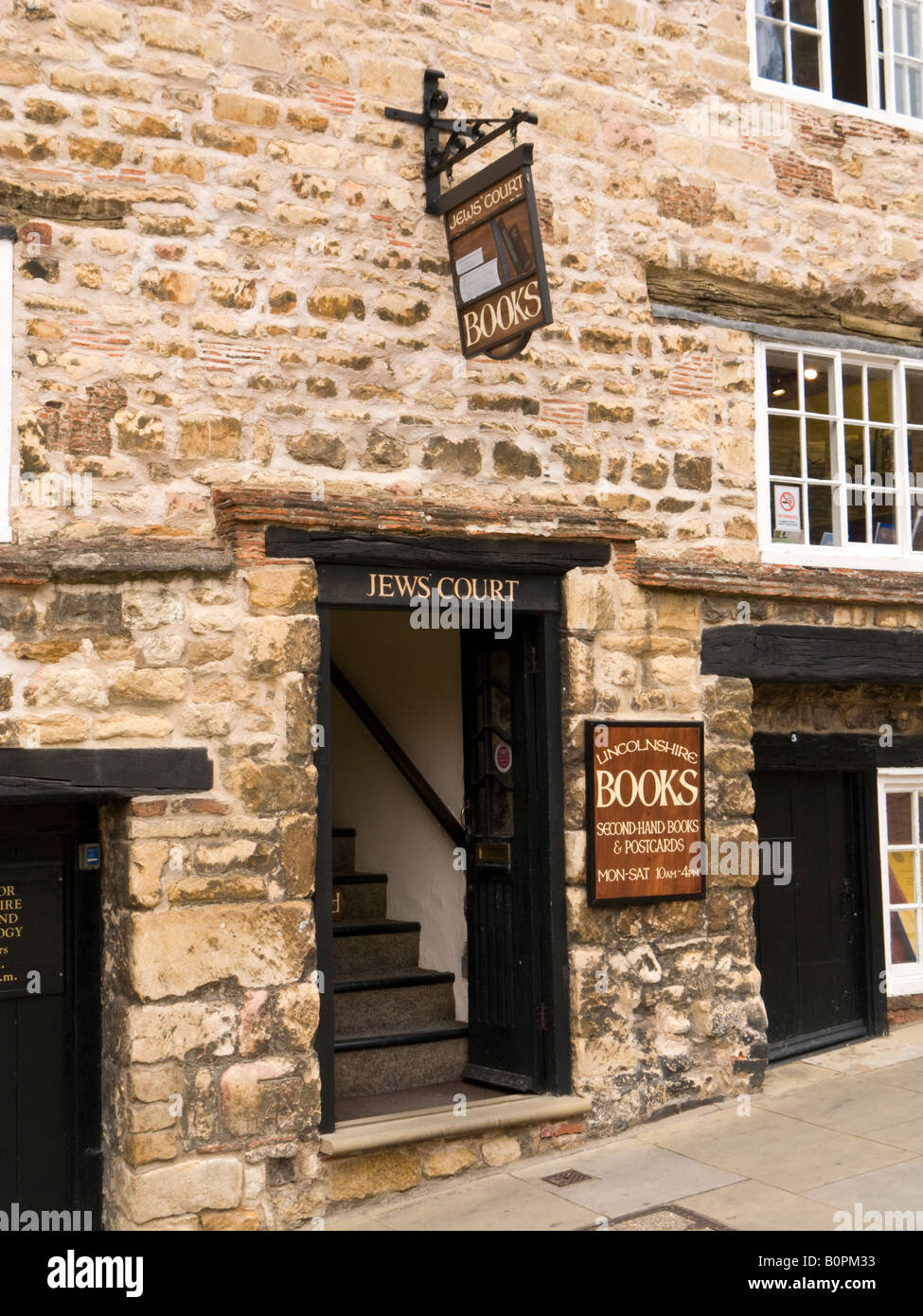 Gli ebrei corte del 'rigida Hill' in Lincoln Regno Unito il sito di una antica sinagoga ebraica ora un bookshop Foto Stock