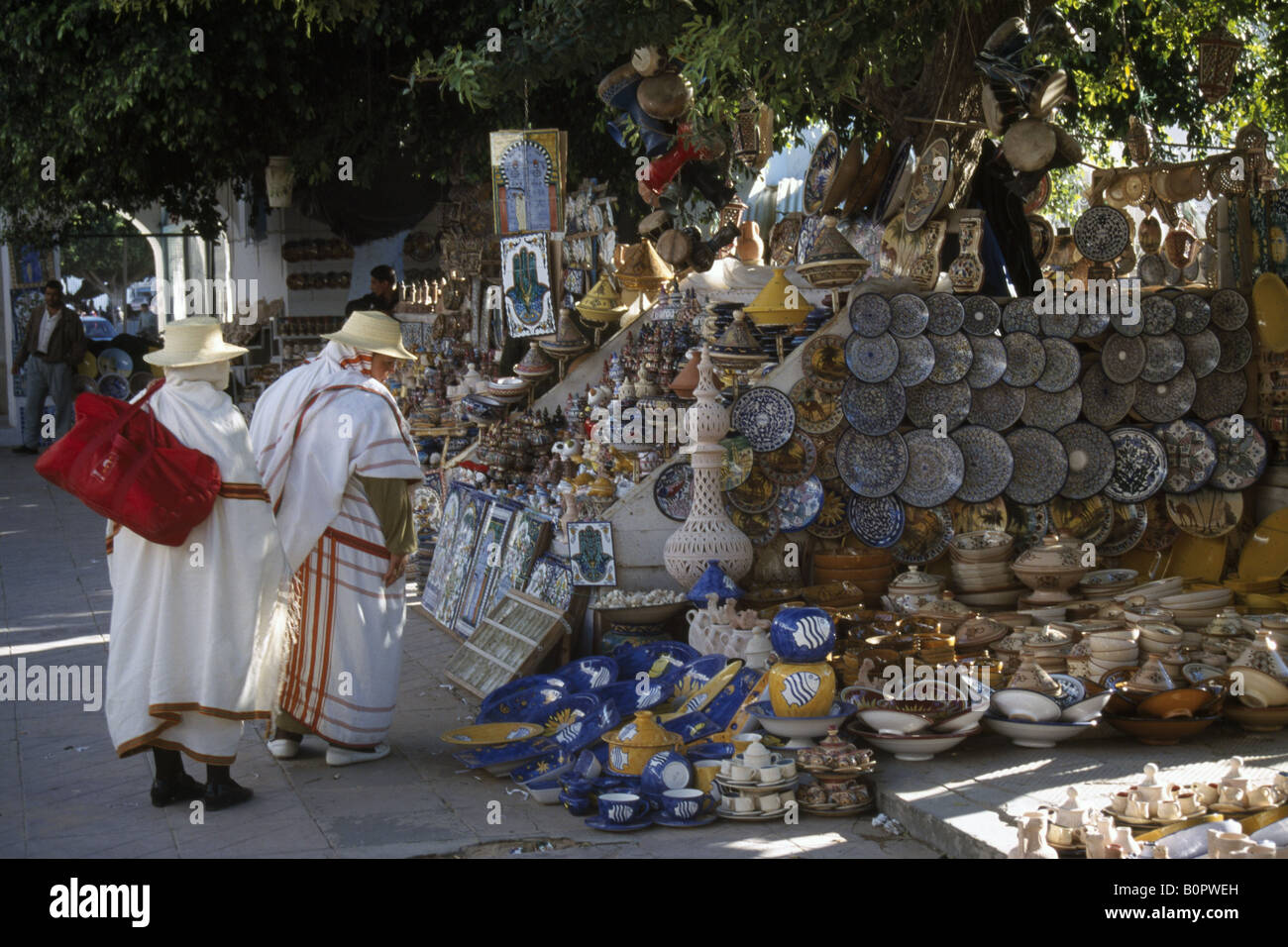 Potters mercato Houmt Souk Gerba Tunisia Foto Stock